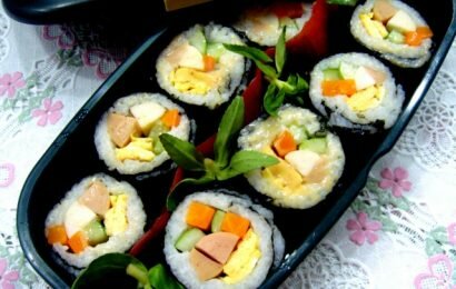 Cách làm sushi Nhật Bản cực chuẩn và đơn giản Cách làm sushi Nhật Bản cực chuẩn và đơn giản