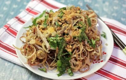 Chưa bao giờ chán với cách làm nộm hoa chuối dân dã mà ngon Chưa bao giờ chán với cách làm nộm hoa chuối dân dã mà ngon