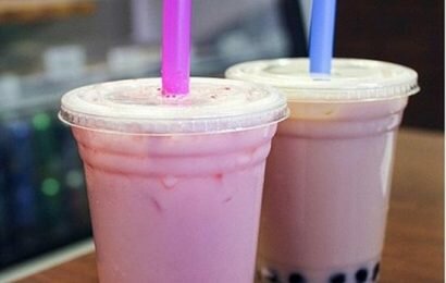 Cách làm trà sữa trân châu vị dâu tây mát lạnh cho mùa hè Cách làm trà sữa trân châu vị dâu tây mát lạnh cho mùa hè