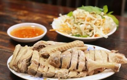 Vào bếp trổ tài với cách luộc vịt ngon mềm, không bị hôi