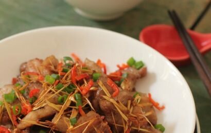 Cách làm thịt ba chỉ rang cháy cạnh “huyền thoại” Cách làm thịt ba chỉ rang cháy cạnh “huyền thoại”