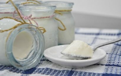 Dễ như ăn kem với cách làm sữa chua bằng lò vi sóng Dễ như ăn kem với cách làm sữa chua bằng lò vi sóng