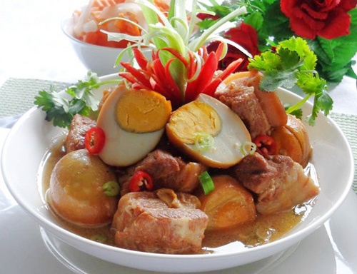 cach che bien thit kho tau mien bac 1 Em Vào Bếp