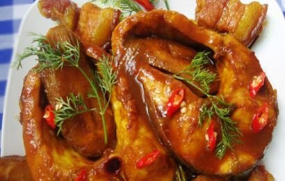 Hướng dẫn cách làm cá chép kho thịt ba chỉ đơn giản đến không tưởng Hướng dẫn cách làm cá chép kho thịt ba chỉ đơn giản đến không tưởng