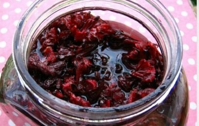 Những tác dụng bất ngờ của hoa atiso đỏ ngâm rượu Những tác dụng bất ngờ của hoa atiso đỏ ngâm rượu