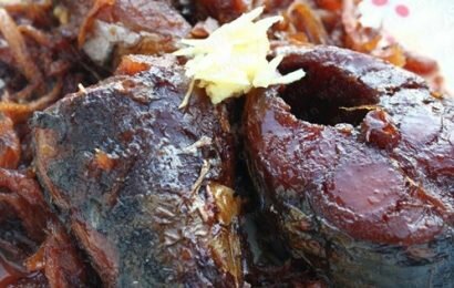 Ngon lạ độc đáo với cách kho cá mắm Nghệ An cực đưa cơm Ngon lạ độc đáo với cách kho cá mắm Nghệ An cực đưa cơm