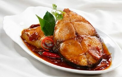 Bật mí cách làm cá thu kho tộ ngon đúng điệu Bật mí cách làm cá thu kho tộ ngon đúng điệu