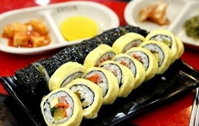 Cách làm cơm cuộn sushi đúng chất người Nhật ngon miễn chê Cách làm cơm cuộn sushi đúng chất người Nhật ngon miễn chê