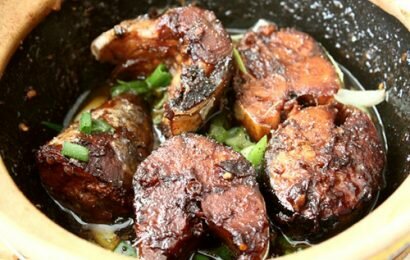 Đậm đà hương vị dân dã với cách làm cá nục kho tộ đơn giản Đậm đà hương vị dân dã với cách làm cá nục kho tộ đơn giản