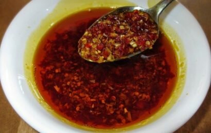 Cách làm nước sốt me chấm bánh tráng ngon tuyệt cú mèo