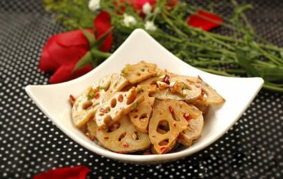 Hướng dẫn cách làm nộm củ sen ngon giòn cay nhất Hướng dẫn cách làm nộm củ sen ngon giòn cay nhất