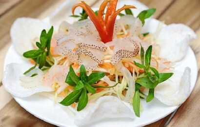 Em vào bếp bật mí nộm sứa xoài xanh hành tây ngon hơn ngoài hàng Em vào bếp bật mí nộm sứa xoài xanh hành tây ngon hơn ngoài hàng