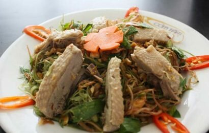 Cách làm gỏi vịt hoa chuối ngon rất là dễ dàng Cách làm gỏi vịt hoa chuối ngon rất là dễ dàng