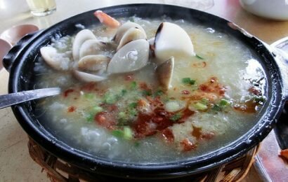 Hướng dẫn cách nấu cháo ngao cho bé 1 tuổi cực đơn giản Hướng dẫn cách nấu cháo ngao cho bé 1 tuổi cực đơn giản