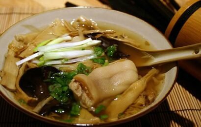 Mách bạn cách nấu canh măng khô chân giò ngon nhất Mách bạn cách nấu canh măng khô chân giò ngon nhất