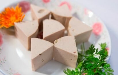 Giải đáp thắc mắc của bạn đọc: Ăn giò lụa có béo không? Giải đáp thắc mắc của bạn đọc: Ăn giò lụa có béo không?