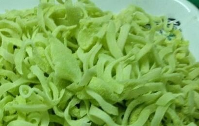 Hướng dẫn cách làm mứt dừa với bột trà xanh cực ngon Hướng dẫn cách làm mứt dừa với bột trà xanh cực ngon