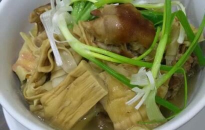 Cách nấu món măng khô hầm xương cho các dịp lễ Tết Cách nấu món măng khô hầm xương cho các dịp lễ Tết