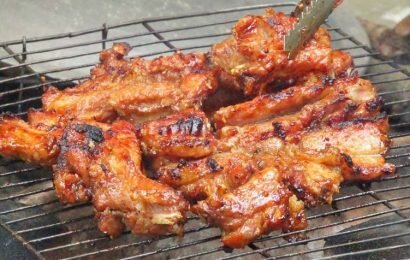 Chia sẻ cách làm nước sốt ướp thịt nướng đang thu hút hàng “triệu like” Chia sẻ cách làm nước sốt ướp thịt nướng đang thu hút hàng “triệu like”