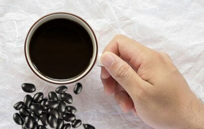 Mách bạn cách nấu nước đậu đen xanh lòng cực ngon