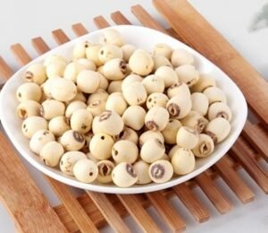 Tìm câu trả lời cho câu hỏi: cháo hạt sen nấu với gì?