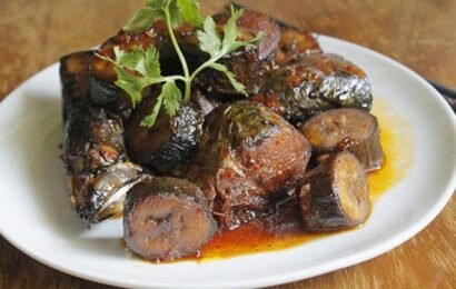 Bí quyết làm món cá kho chuối ăn một lần là mê luôn Bí quyết làm món cá kho chuối ăn một lần là mê luôn