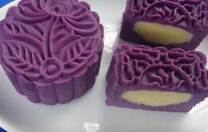 Món bánh trung thu nhân hạt sen ăn là nghiền