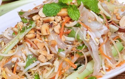 Cùng Em vào bếp tìm hiểu cách làm gỏi tai heo bắp cải nào Cùng Em vào bếp tìm hiểu cách làm gỏi tai heo bắp cải nào