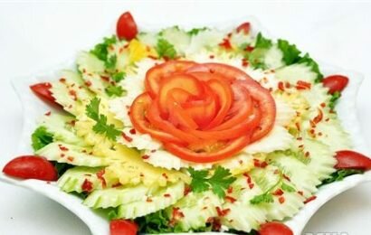 Bật mí cách làm salad dưa chuột cà chua ngon mát lành