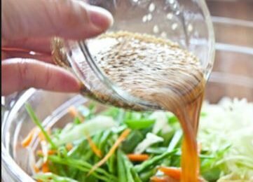 Bỏ túi ngay công thức làm món salad bắp cải kiểu nhật thanh mát Bỏ túi ngay công thức làm món salad bắp cải kiểu nhật thanh mát