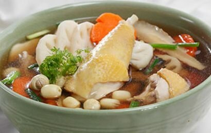 Cách hầm gà thuốc bắc hạt sen đầy dinh dưỡng cho bà bầu Cách hầm gà thuốc bắc hạt sen đầy dinh dưỡng cho bà bầu