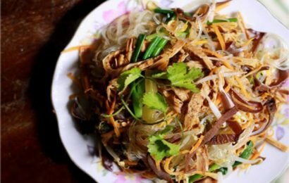 Cách làm món miến xào măng nhìn là thích, thưởng thức là mê Cách làm món miến xào măng nhìn là thích, thưởng thức là mê