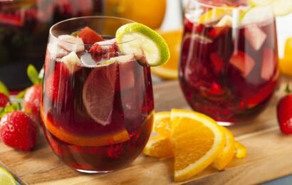 Chi tiết cách ngâm rượu trái cây đơn giản tại nhà Chi tiết cách ngâm rượu trái cây đơn giản tại nhà