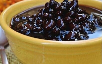 Hé lộ cho bạn cách nấu chè đậu đen mau mềm nhất Hé lộ cho bạn cách nấu chè đậu đen mau mềm nhất