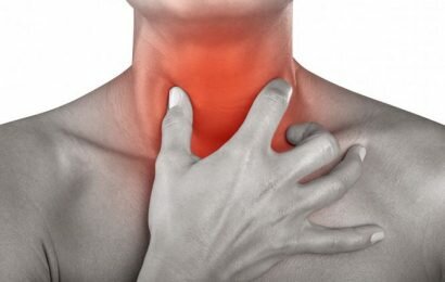 Mách bạn mẹo chữa đau họng ngay tức thì, hiệu quả Mách bạn mẹo chữa đau họng ngay tức thì, hiệu quả