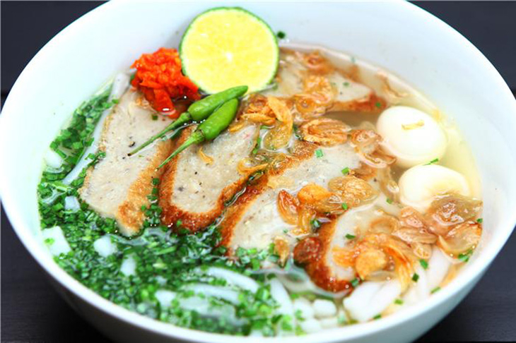 banh canh cha ca 349679 Em Vào Bếp