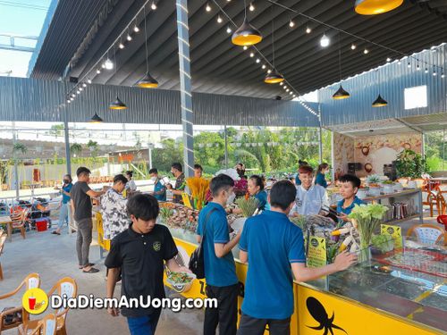 image chan dong quan buffet 179k bat hai san tai ho khong thu phi 165544583358011 Em Vào Bếp