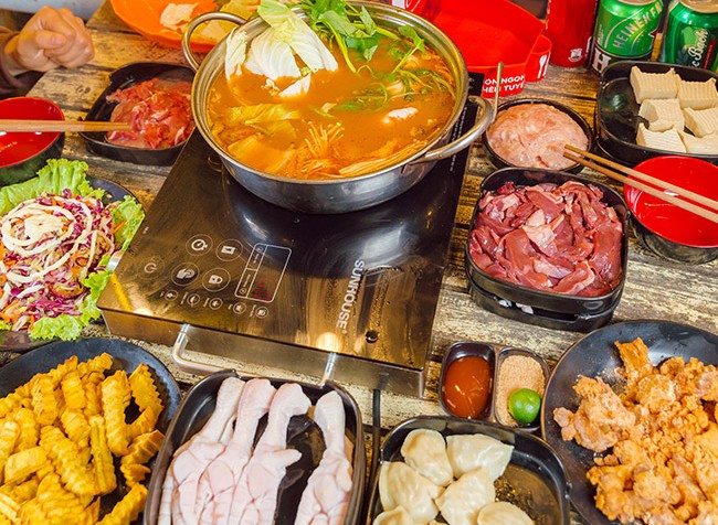 image top 15 quan buffet lau ha noi ngon re noi tieng nhat dinh phai thu 165639948427378 Em Vào Bếp