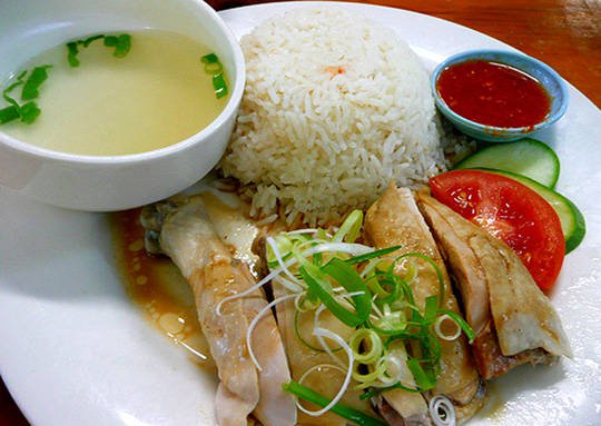 image 10 mon an kho quen cua am thuc singapore 165764143930912 Em Vào Bếp