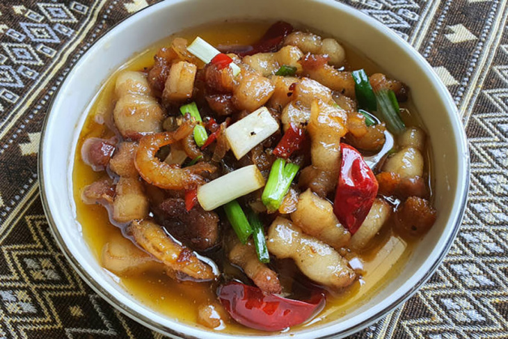 image 15 cach che bien tom kho ngon ma cac chi em nen biet 165655273854966 Em Vào Bếp