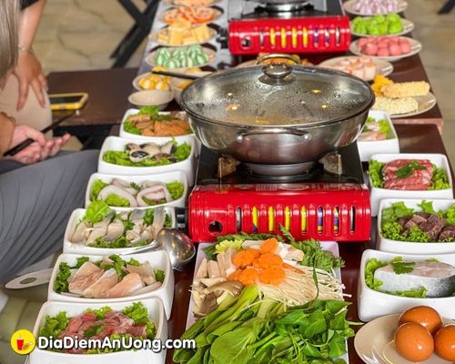 image buffet lau chien xao hon 100 loai topping chi voi 119k 165768500298750 Em Vào Bếp