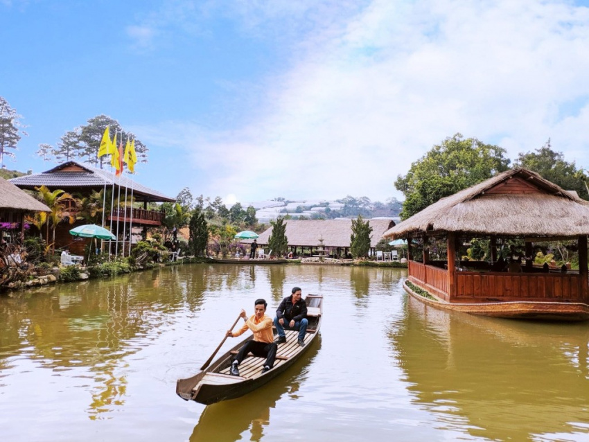 image ho thuy quai da lat nhac den buon lang vang danh am thuc 165754186526342 Em Vào Bếp