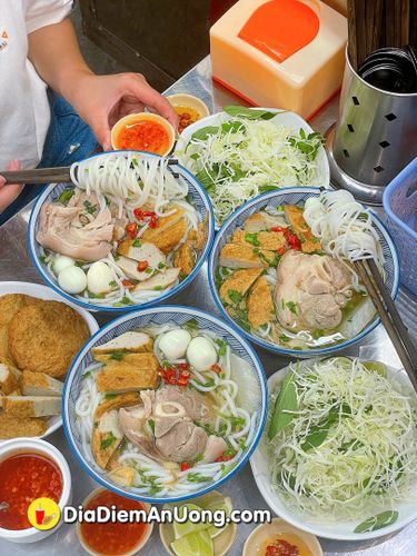 image hup sach to banh canh cha ca chinh goc phan thiet gia sieu beo 165710177557373 Em Vào Bếp