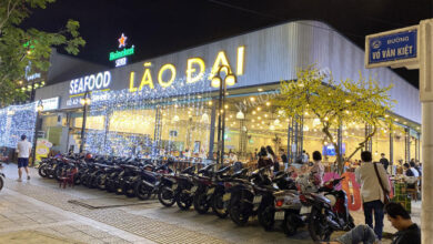 image nha hang hai san lao dai seafood da nang vo van kiet 165794902028505 Em Vào Bếp