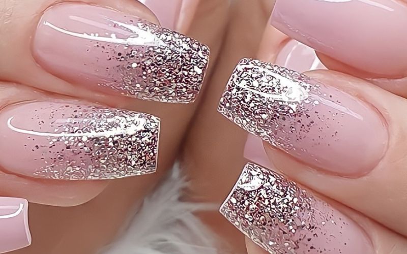 tham khao 80 kieu nail ombre sanh dieu cho dip tet nam nay 202206221600385044 Em Vào Bếp